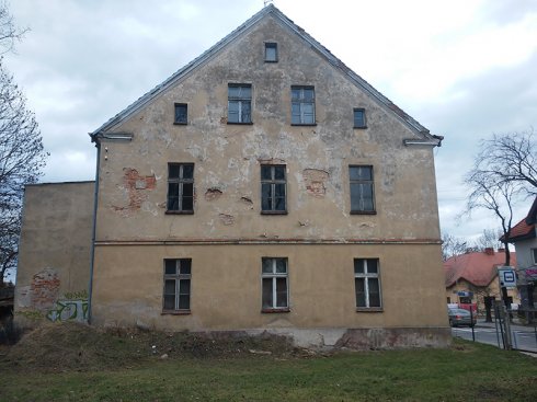 Przebudowa i rozbudowy budynku dawnej szkoły przy ulicy Strachowskiego 2 we Wrocławiu